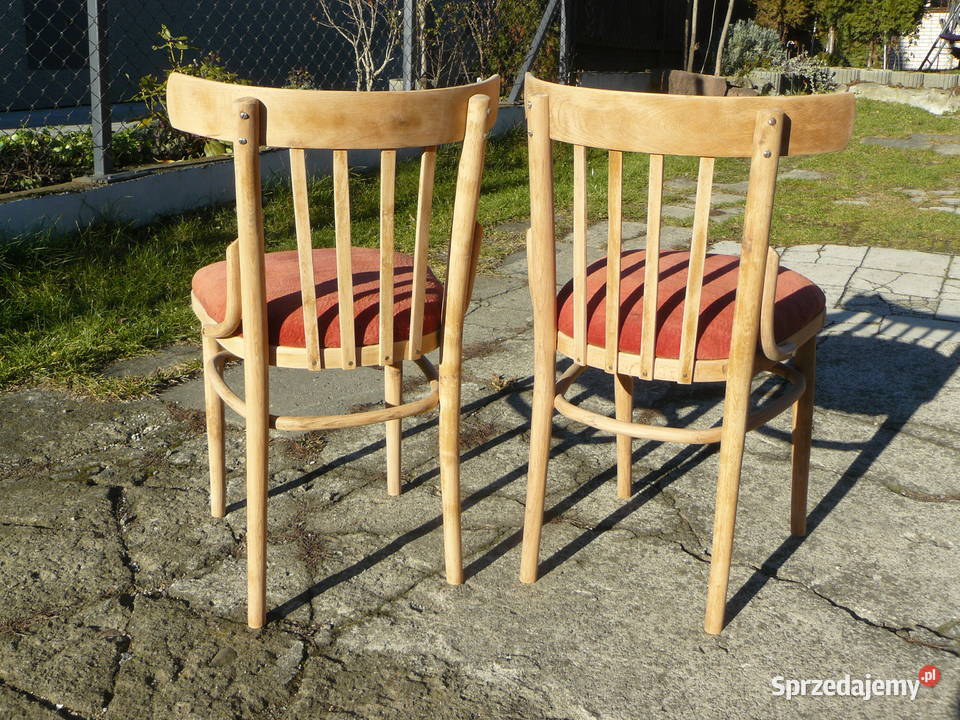 Stare krzesła gięte