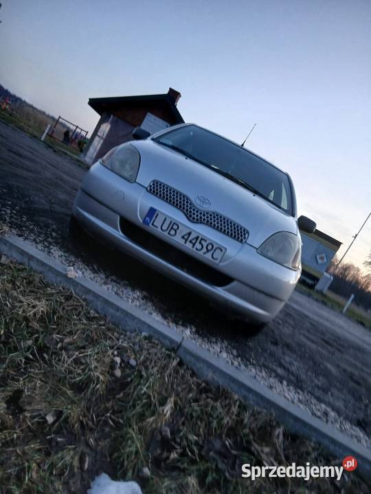 Toyota Yaris 1 manualna Chełm sprzedam