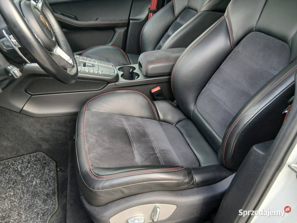 Porsche Macan 29 380400 GTS Niski przebieg I wielofunkcyjna kierownica Łódź