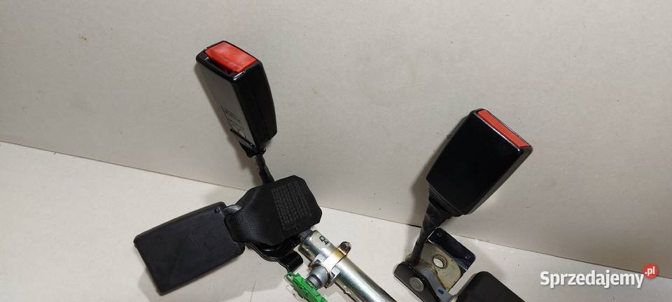 Zapinka pasa tył mercedes w203 sedan