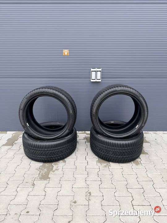 Opony zimowe 30535 R21 i 27540 R21 z homologacją Włocławek sprzedam