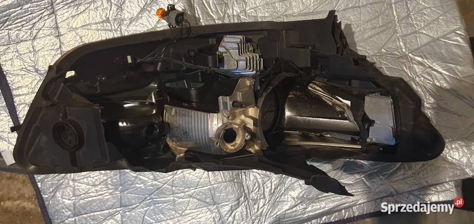 Lampa Przednia Lewa Audi A6 200000km Ścięgny