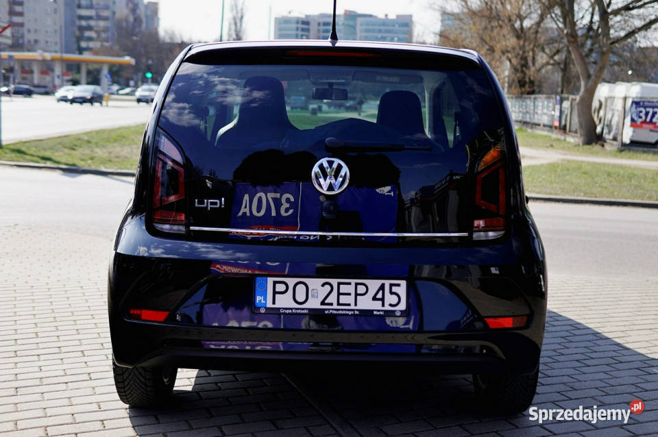 Volkswagen Up salon Polska wersja Beats ładnie elektryczne lusterka Warszawa