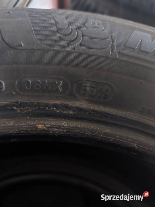 Sprzedam opony zimowe 21560R16 Michelin Stoki