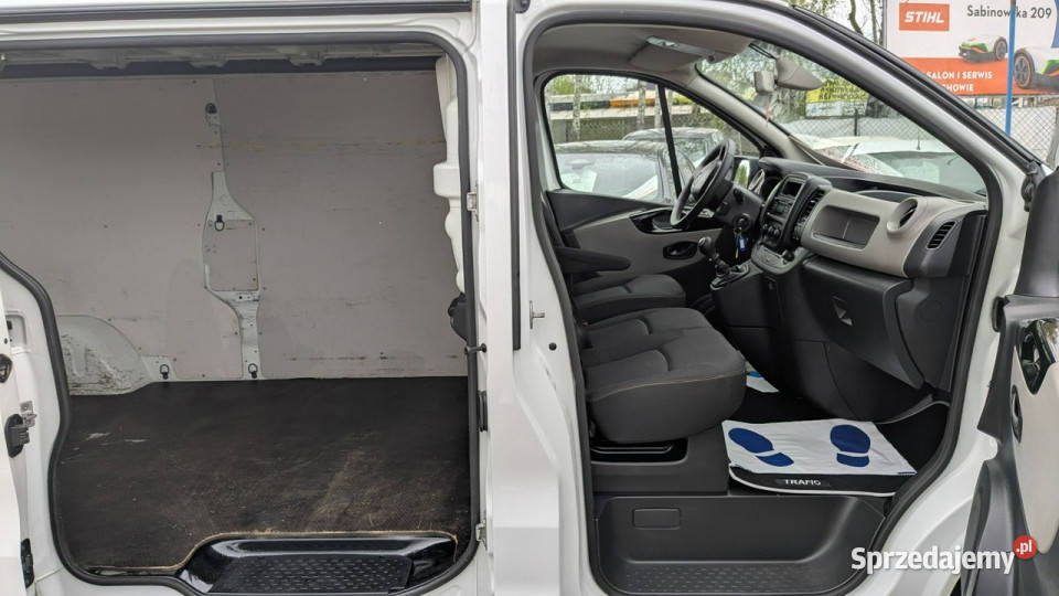 Renault Trafic 16D125OPŁACONY3Osoby Long Częstochowa