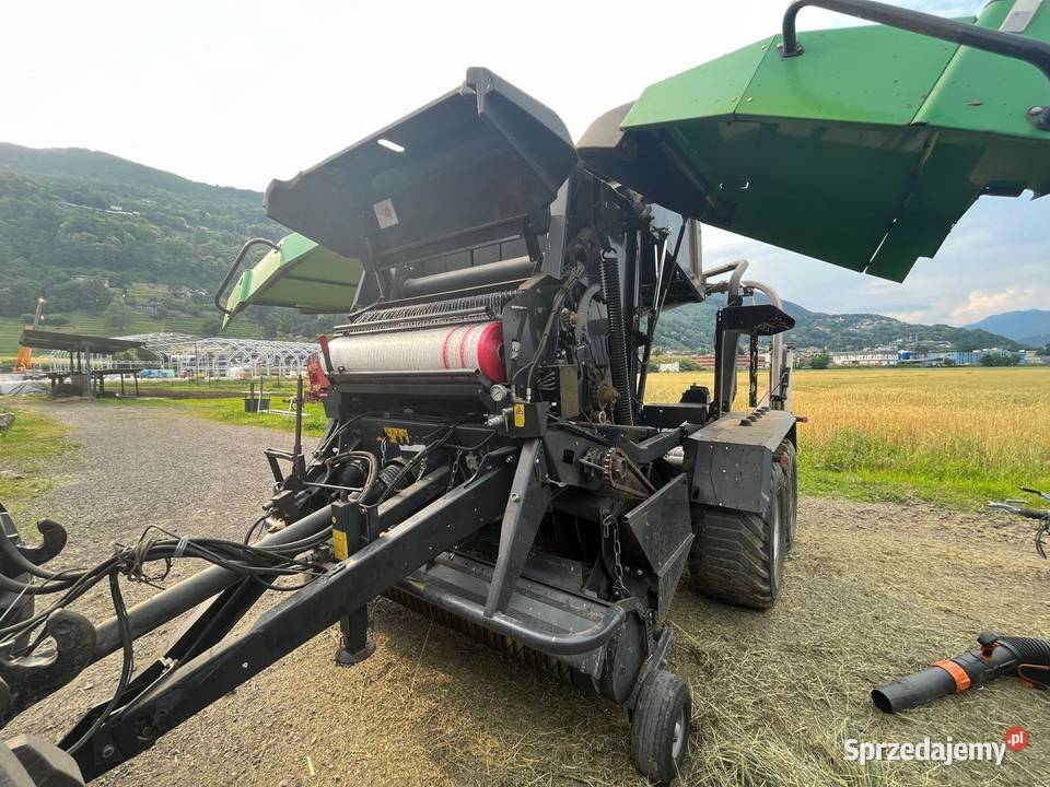 BelarkoOwijarka DeutzFahr Varimaster 560 nieuszkodzony