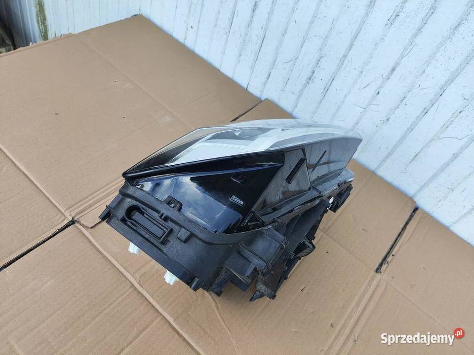 AUDI Q2 FULL LED LAMPA PRAWA PRZÓD Lampy przednie