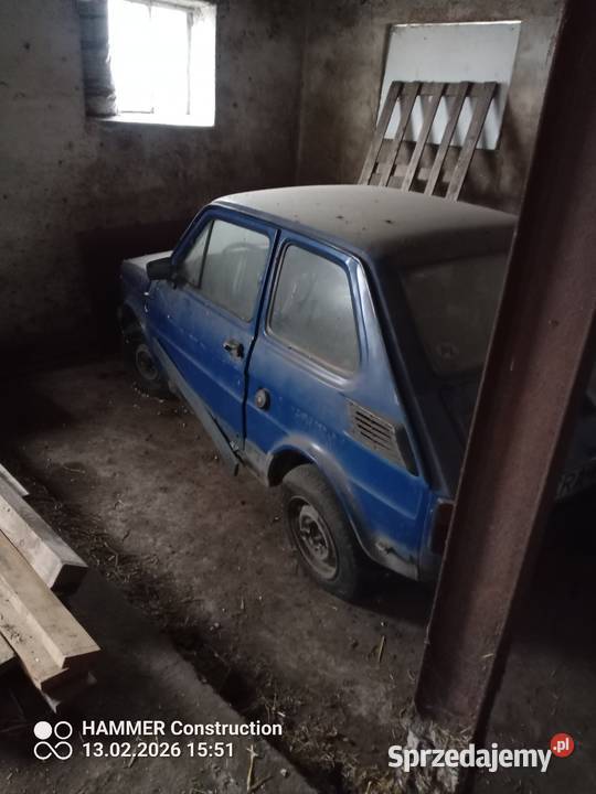 Fiat 126p niebieski