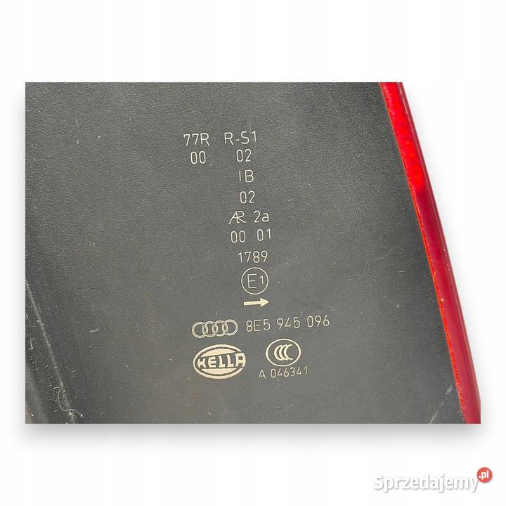 LAMPA PRAWA Audi A4 B7 sedan 0408 tylna tylnia Chełm