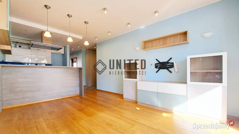 Fashion Outlet BalkonGarażPark