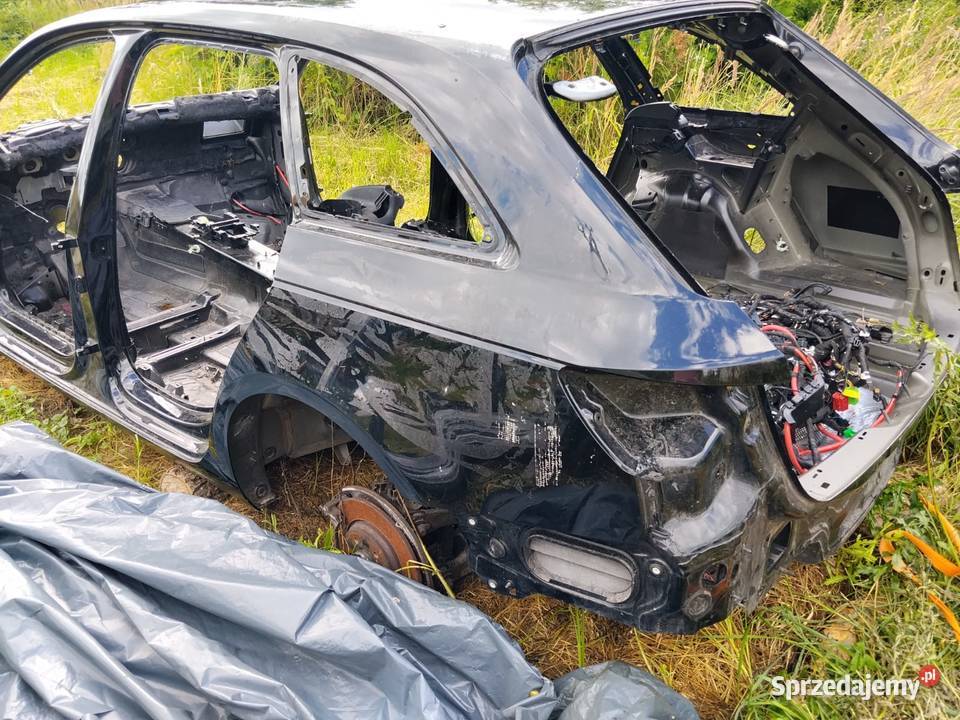 Lewy tył błotnik do Audi a4 b9 przed lift AVANT osobowe Zbąszyń