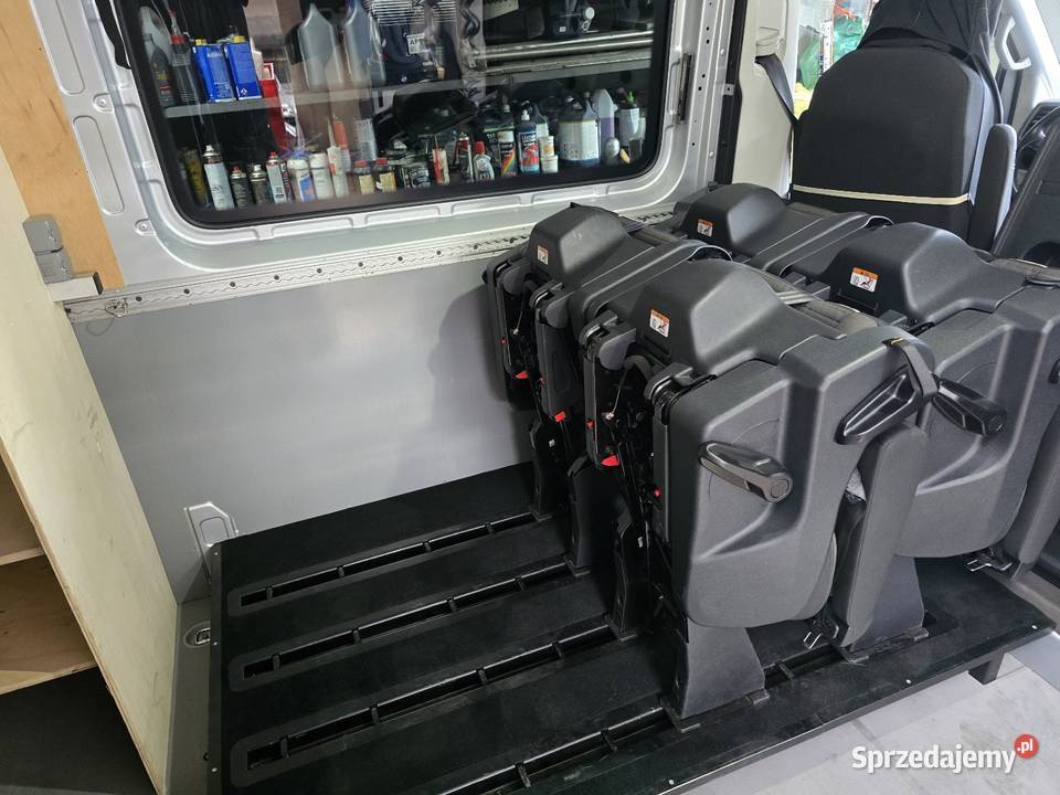 fotele do busa z podstawą volkswagen crafter man Mosina