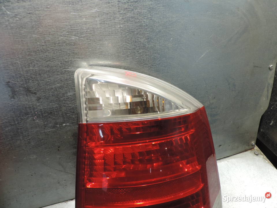 OPEL VECTRA C SEDAN LAMPA PRAWY TYŁ Nowy Sącz