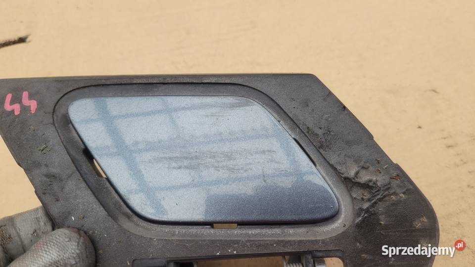 Audi A4 B9 SLINE ZAŚLEPKA SPRYSKIWACZA PRAWA 44