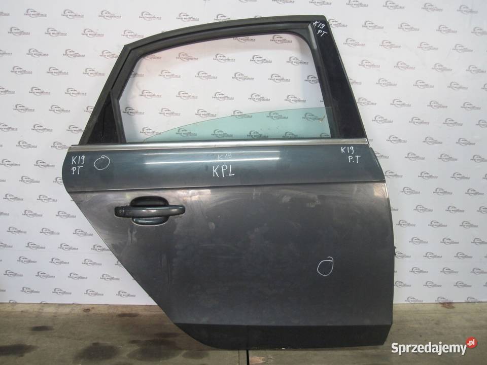 AUDI A4 B8 SLINE 09r drzwi prawe tył 60 mikronów świętokrzyskie Kielce