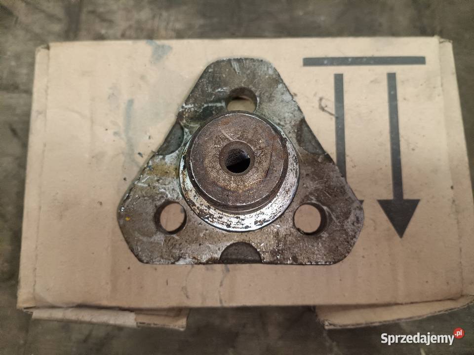 Sworzeń zwrotnicy komatsu WB 93 Rok produkcji 1999 dolnośląskie Miękinia