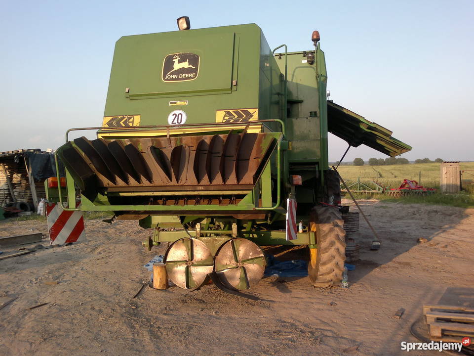 JOHN DEERE 2264