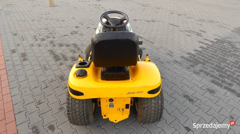 Traktor kosiarka Cub Cadet 3205 Kawasaki 2