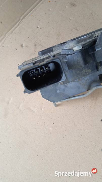 OPEL CORSA D ZAMEK DRZWI TYŁ PRAWY 6PIN wielkopolskie