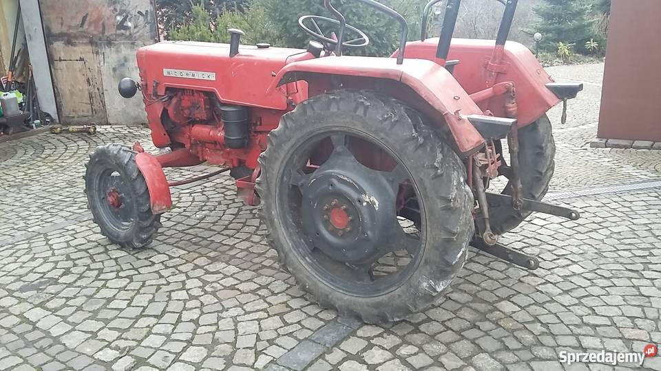 Sprzedam ciągnik McCORMICK D320 Kraków sprzedam