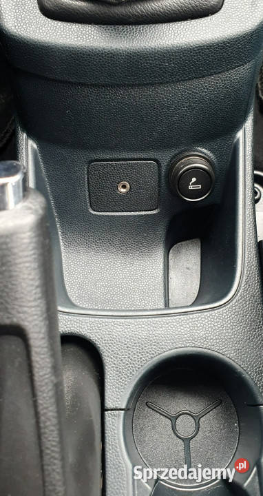 Ford Fiesta zadbane autoKlimatyzacja sprawnaNowe