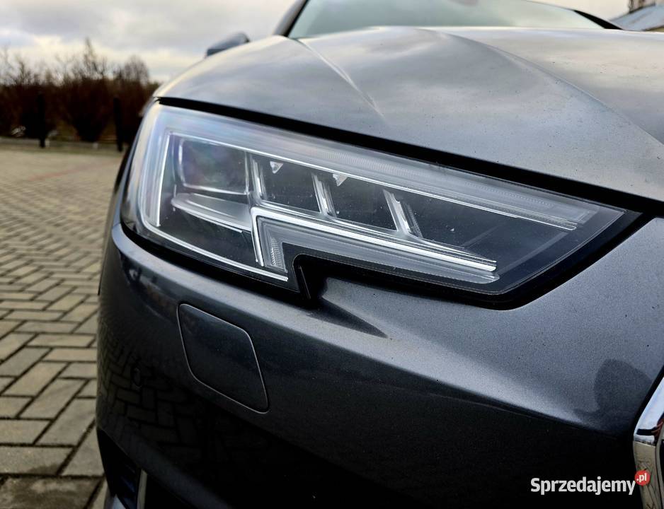 Sprzedam audi a4 b9 zmieniarka CD Rogów