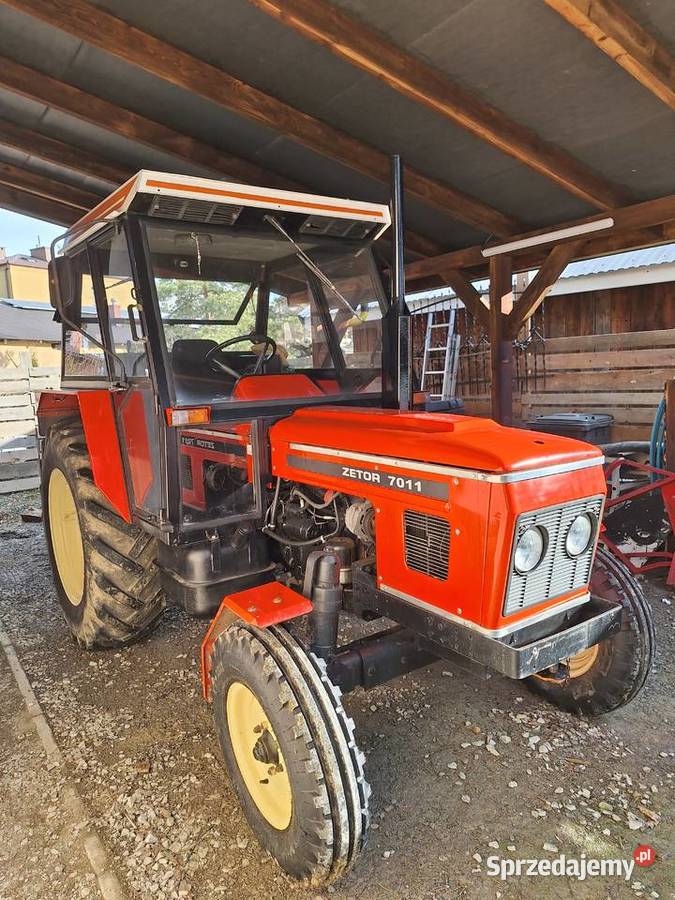 Ciagnik rolniczy Zetor 7011
