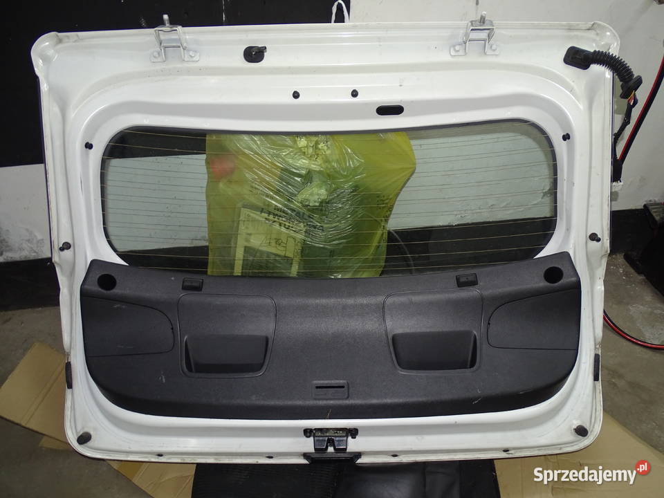 Klapa tył kplHyundai i 20 II 5D przed lift PSW małopolskie Radziszów