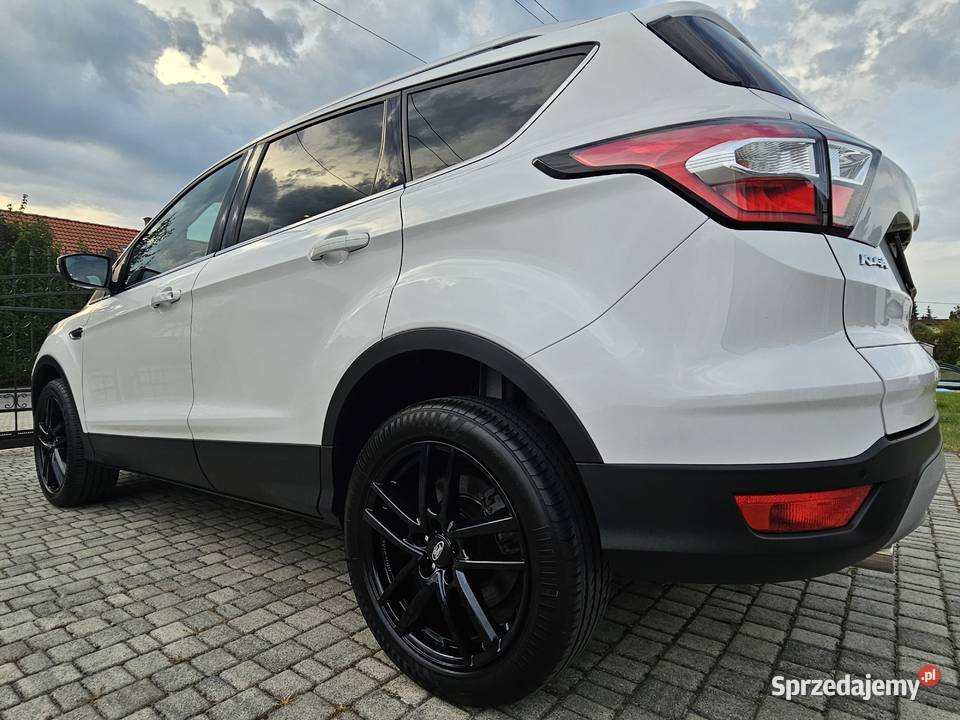 Benzyna 6bieg Navi LED Panorama Keyless Tempomat Kuga Tulce sprzedam