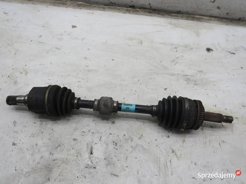 PÓŁOŚ LEWA HYUNDAI I40 17 CRDI 495003Z400