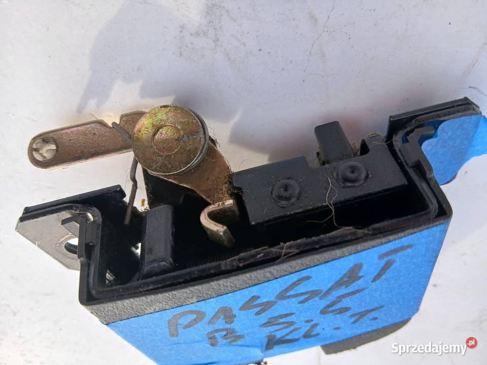 Zamek klapy tył kombi VW PASSAT B5 FL 20002005 Szczerbice
