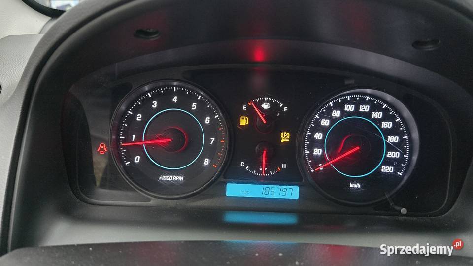 24 Benzyna 163 7 osób Klimatronik Bluetooth hak łódzkie Andrespol sprzedam