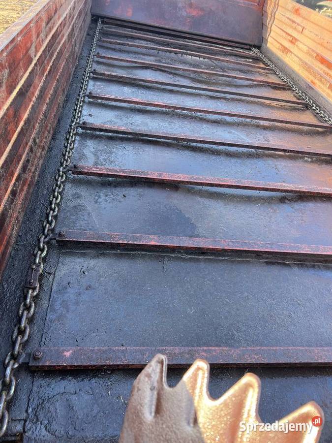 Rozrzutnik do obornika Połoń