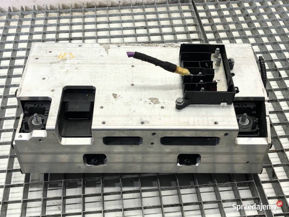 BATERIA HYBRYDA AUDI A8 D5 4N0915441E 30 286 osobowe sprzedam
