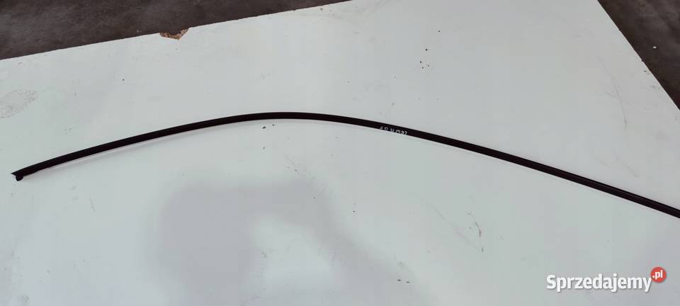 LISTWA MAT LEWA KAROSERYJN AUDI Q5 8R 8R0853703 Przystajń sprzedam