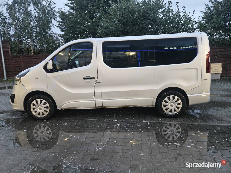 Opel Vivaro 16CDTI 8osobowy sprzedam