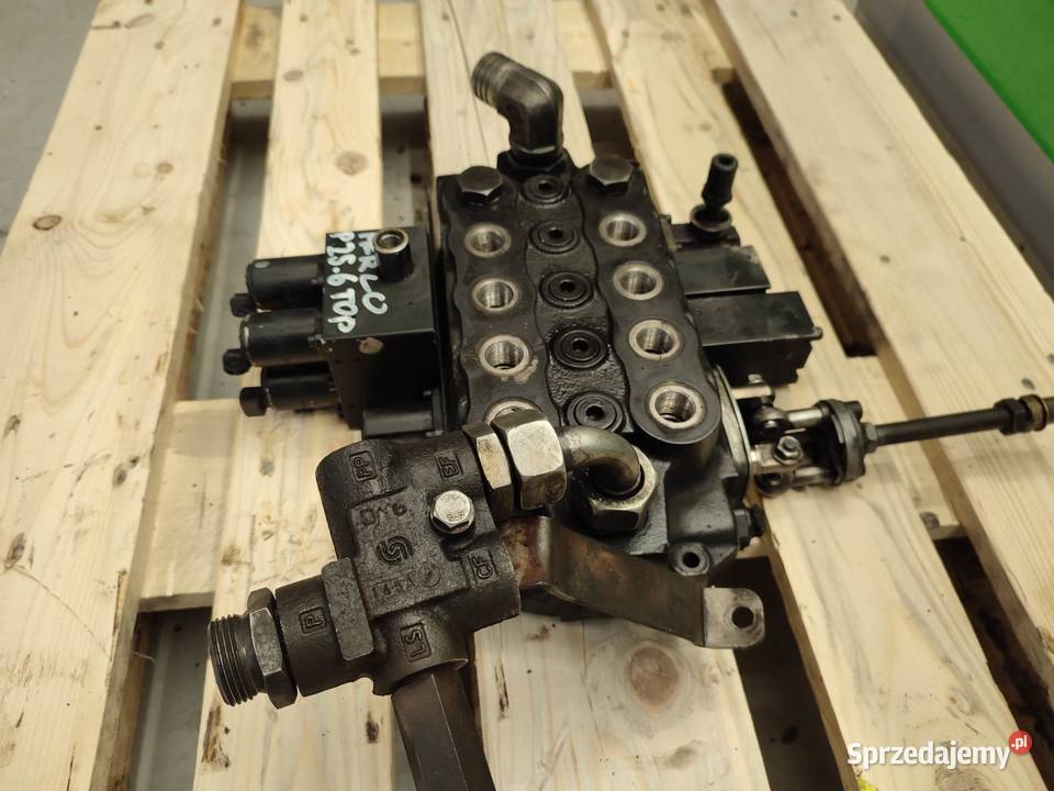 Rozdzielacz hydrauliczny Merlo P 256 TOP