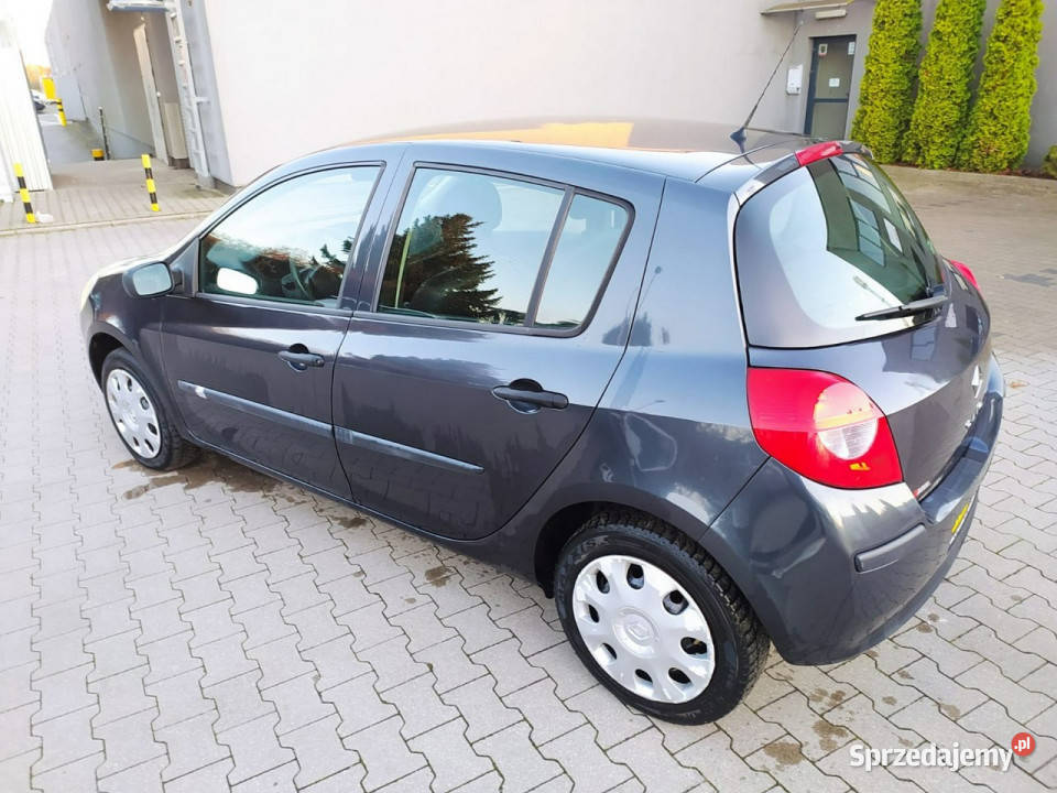 Renault Clio 12 65 dobrze utrzymanycserwisowany Łódź