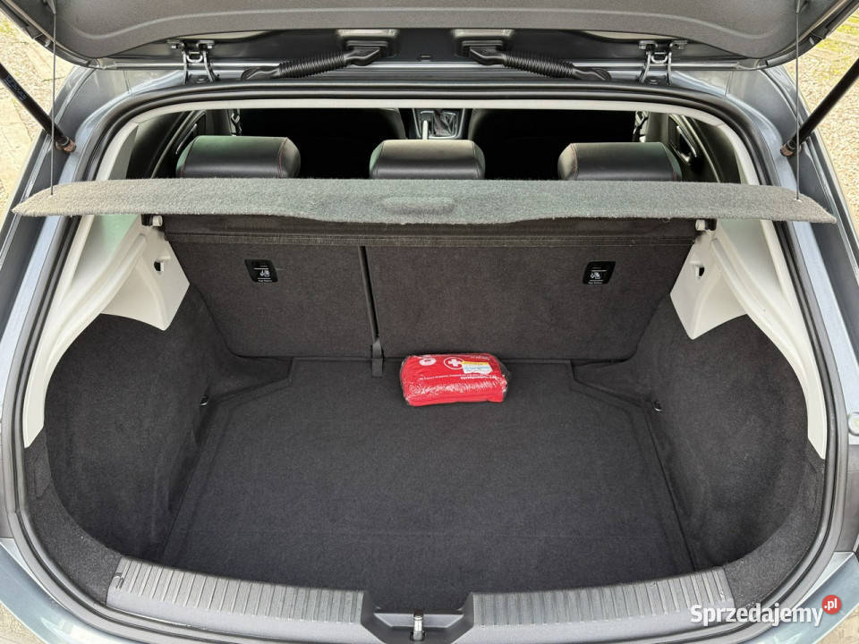 Seat Leon FRnaviskóryaluledyz Niemiec III 2012 tempomat Dąbrowa