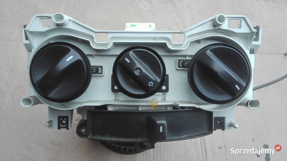 PUNTO II LIFT SPORTING LAMPY WYDECH BELKA CZĘŚCI Rąbień AB