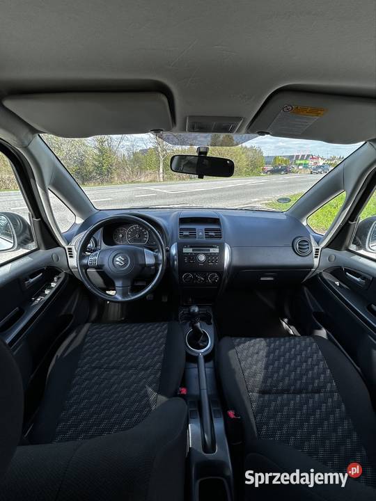 Piekne Suzuki SX4 Benzyna Bezwypadek Mega stan serwisowany w ASO Puławy
