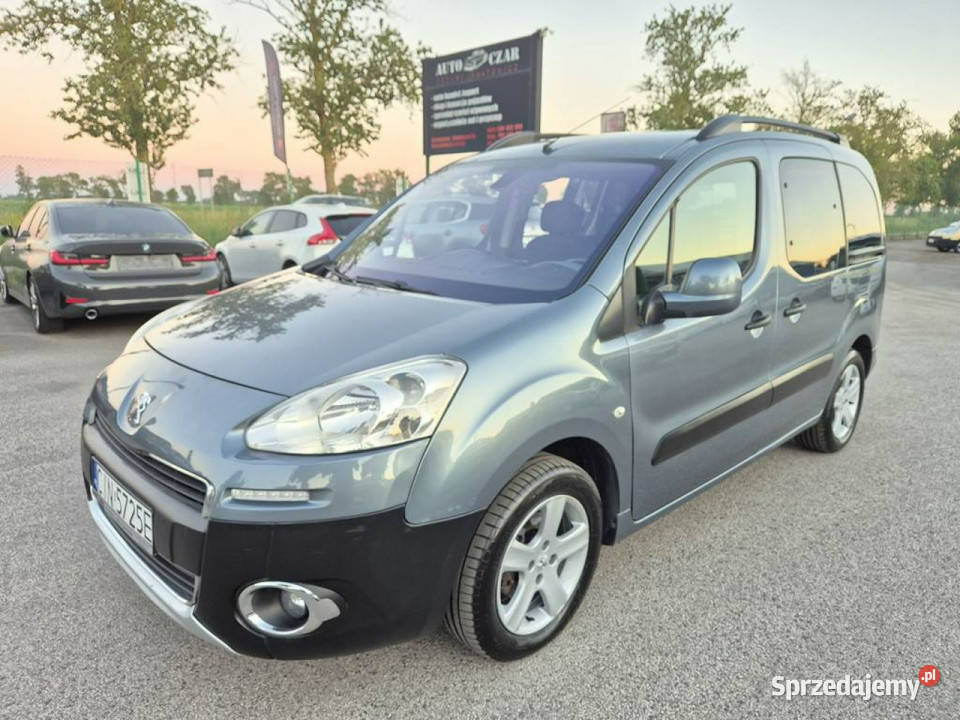Peugeot Partner II 16HDI 92 Tepee II 2008 nieuszkodzony Gniewkowo sprzedam