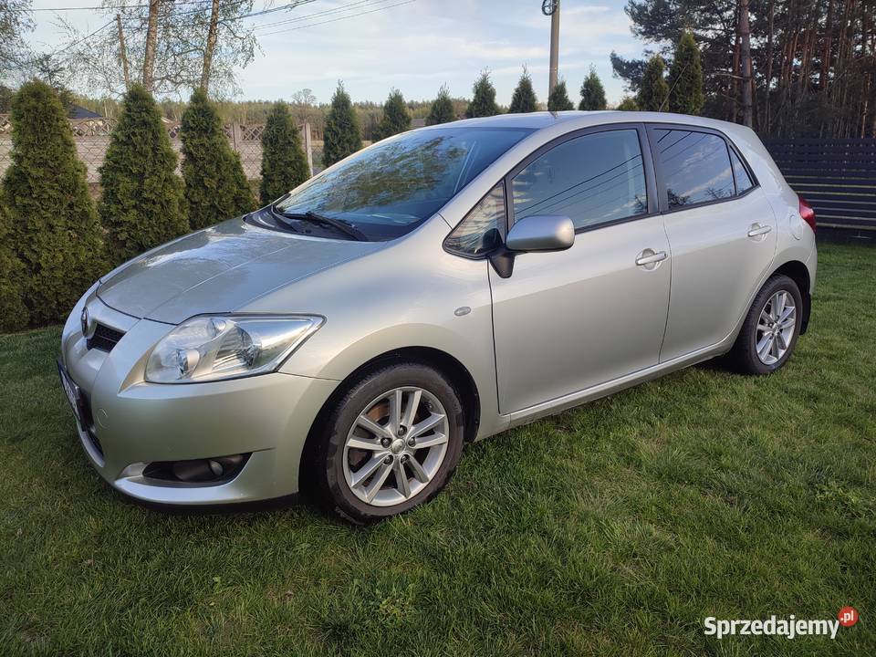 Sprzedam Toyotę Auris Marzenin