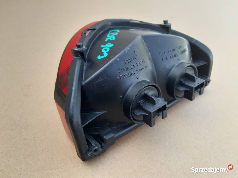 HONDA CBR 900RR 929 FIREBLADE LAMPA TYŁ TYLNA Bieleń