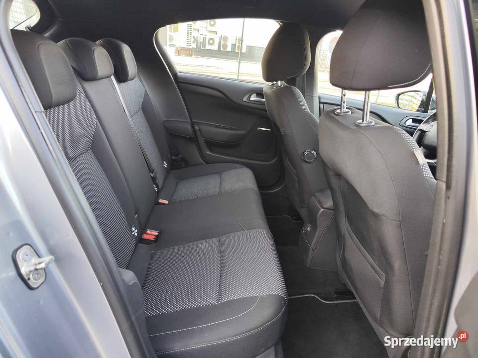 Citroen DS4 12 Citron Benz Crossback Navi Kamera Lublin