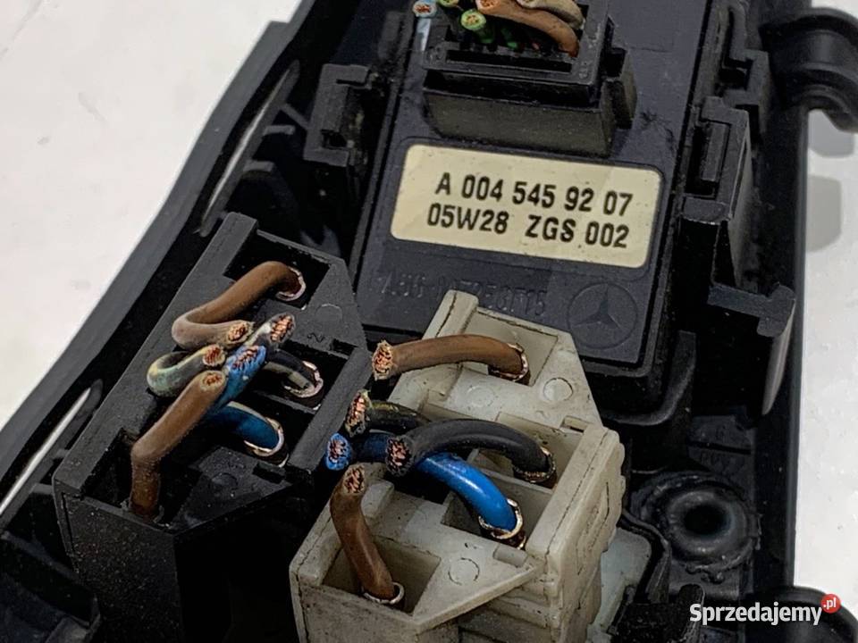PRZEŁĄCZNIK SZYB MERCEDES W903 A0045459207 9506