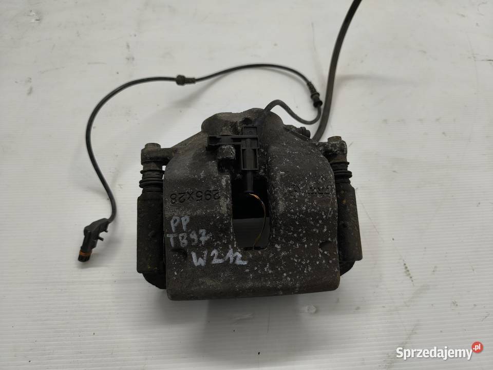 ZACISK PRAWY PRZÓD MERCEDES EKLASA W212 22 CDI Zaciski i jarzma