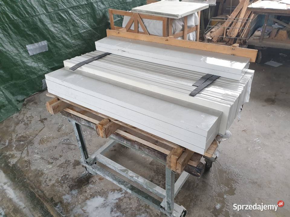 Parapety granitowe marmurowego Lubin