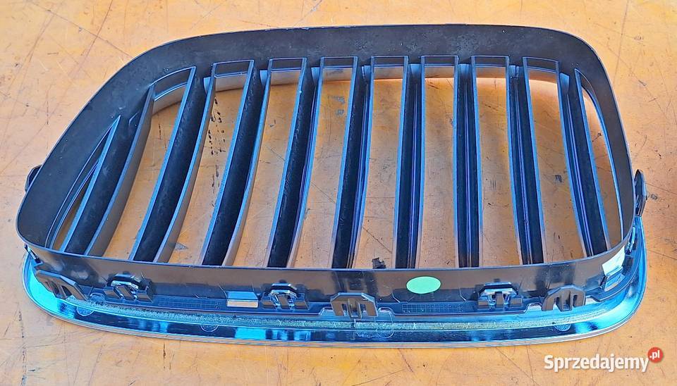 BMW 5 F07 Atrapa grill zderzaka lewa 51138057089 Radom
