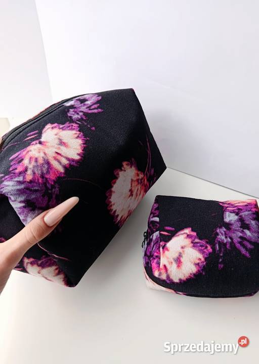 Kosmetyczka duża materiałowa w kwiaty zestaw Konin